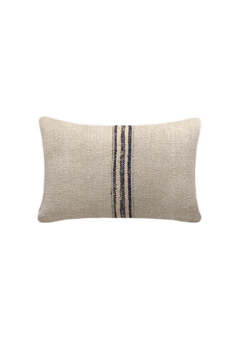 Pillow 8643