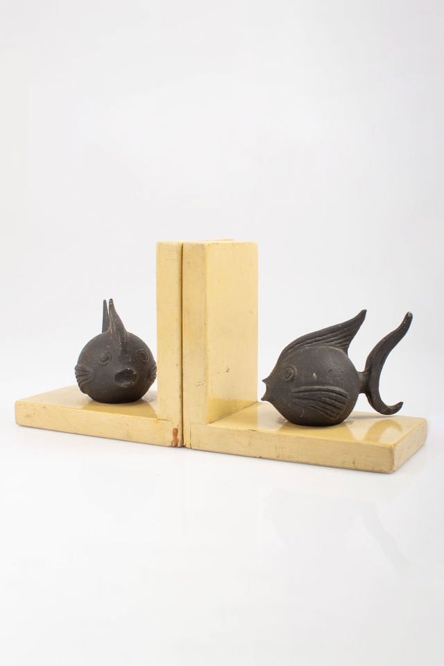 Balıklı Kitap Dayanakları