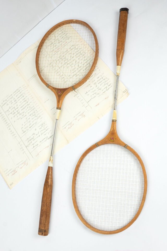 Metal Saplı Badminton Raketleri