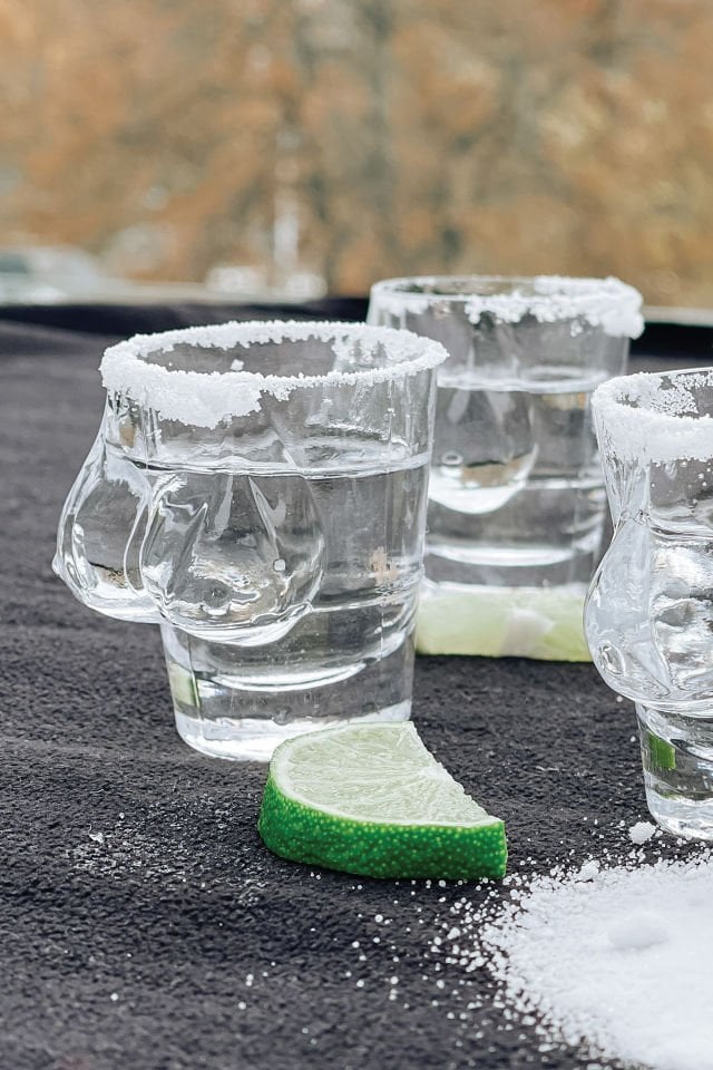 Shot Bardağı