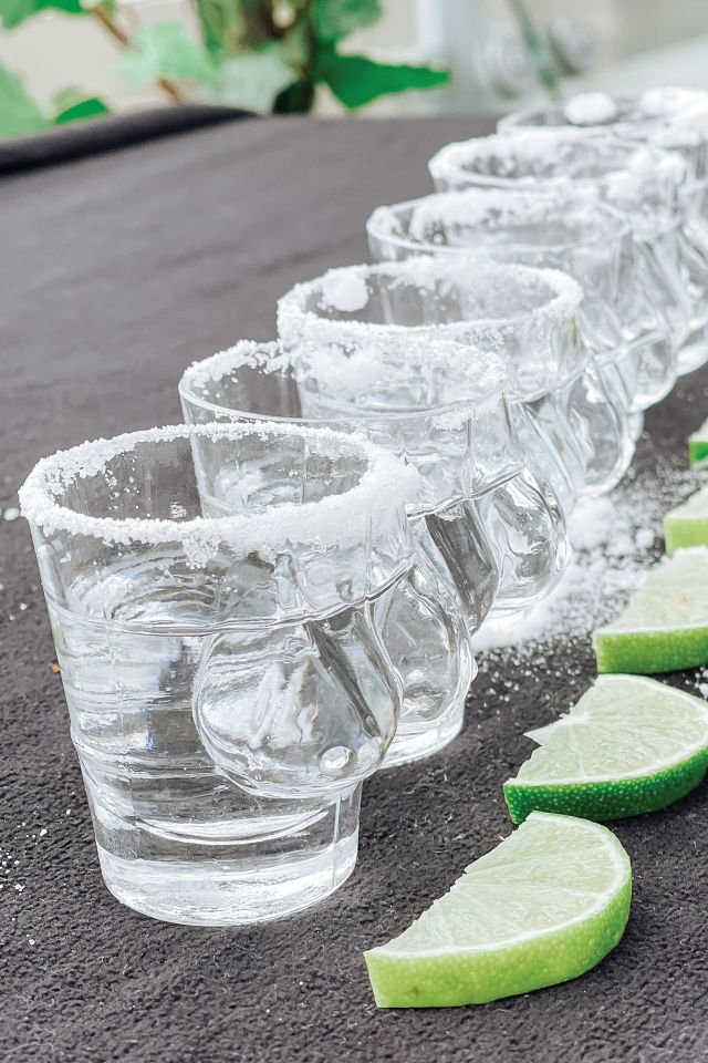 Shot Bardağı