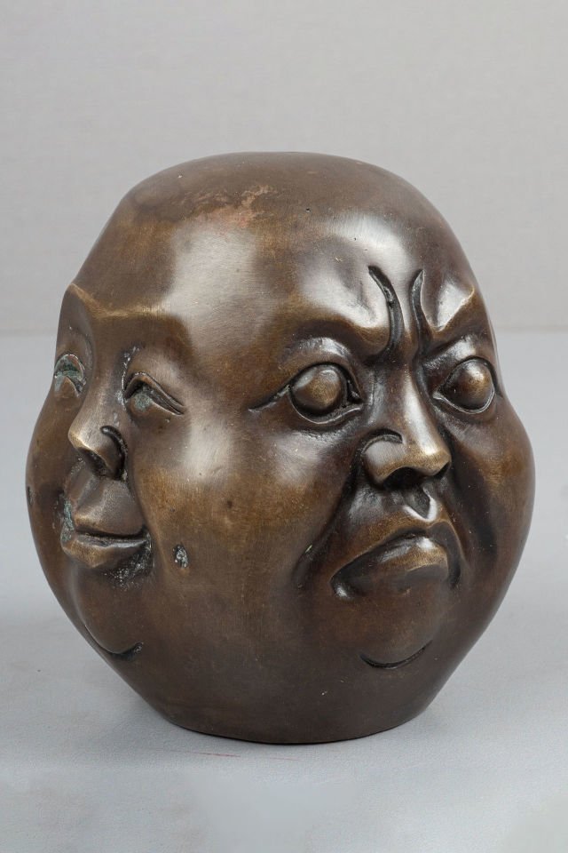 4 Yüzlü Bronz Biblo