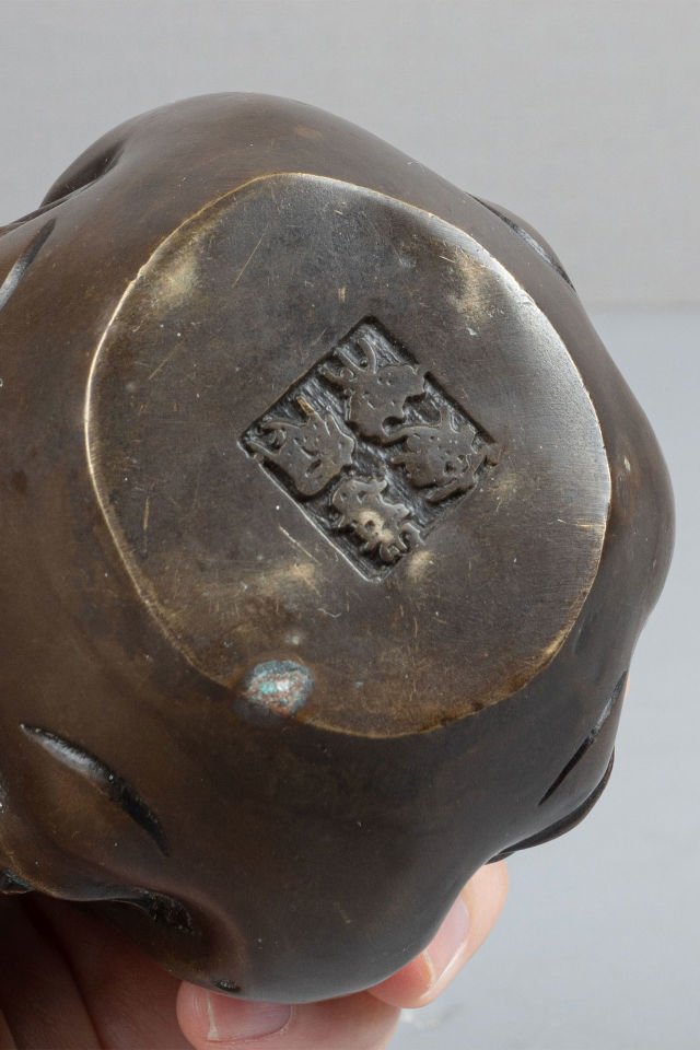 4 Yüzlü Bronz Biblo