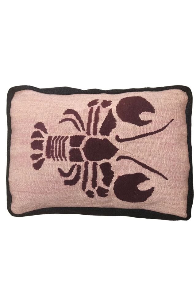 Lobster El Dokuması Kırlent