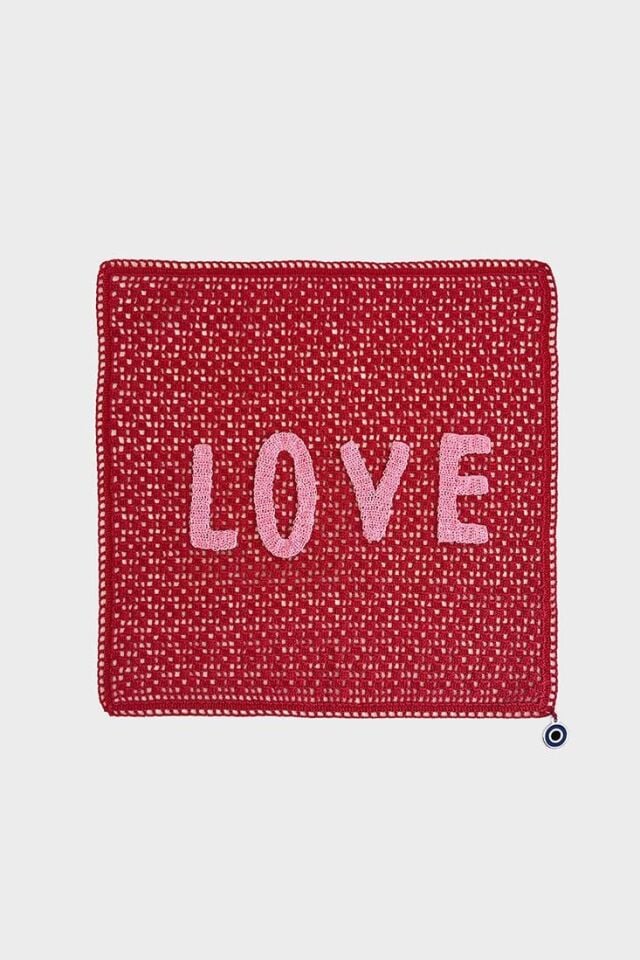 Love Yazılı El İşi Dantel Örtü