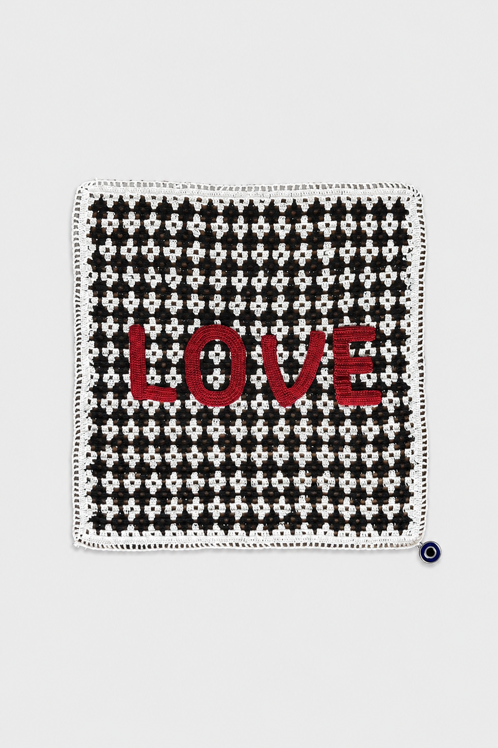 Love Yazılı Optimist El İşi Dantel Örtü