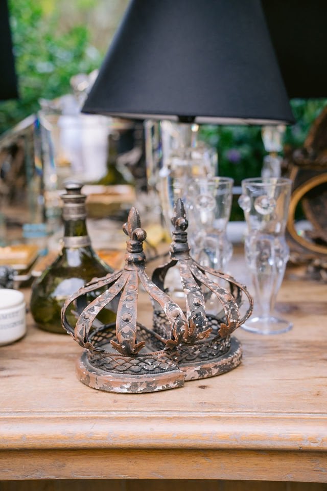 Fransız Çift Döküm Eli Belinde