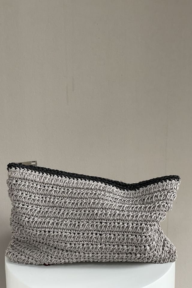 Kağıt İplikten El Örgüsü Clutch 2