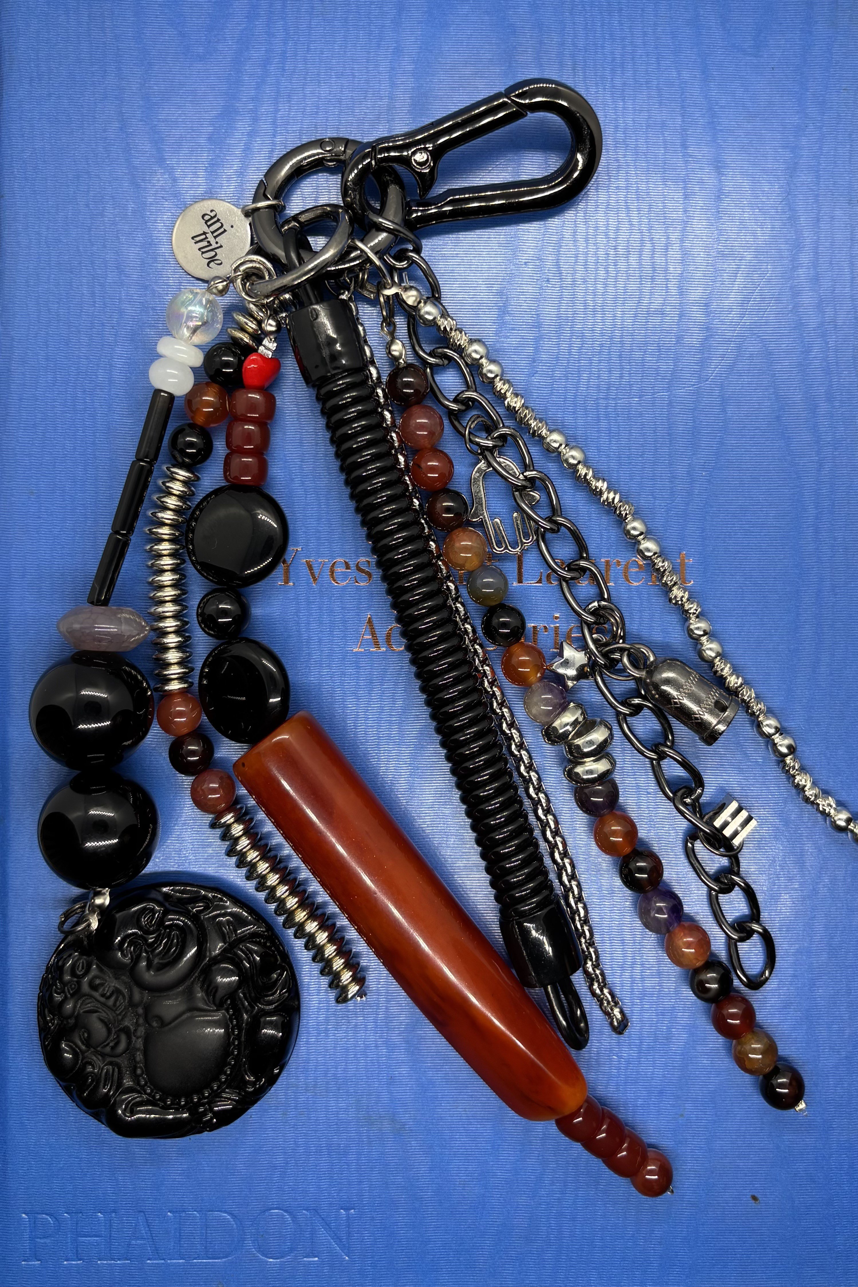 Siyah Cam Buddha & Kehribar Obje Detaylı Bag Charm