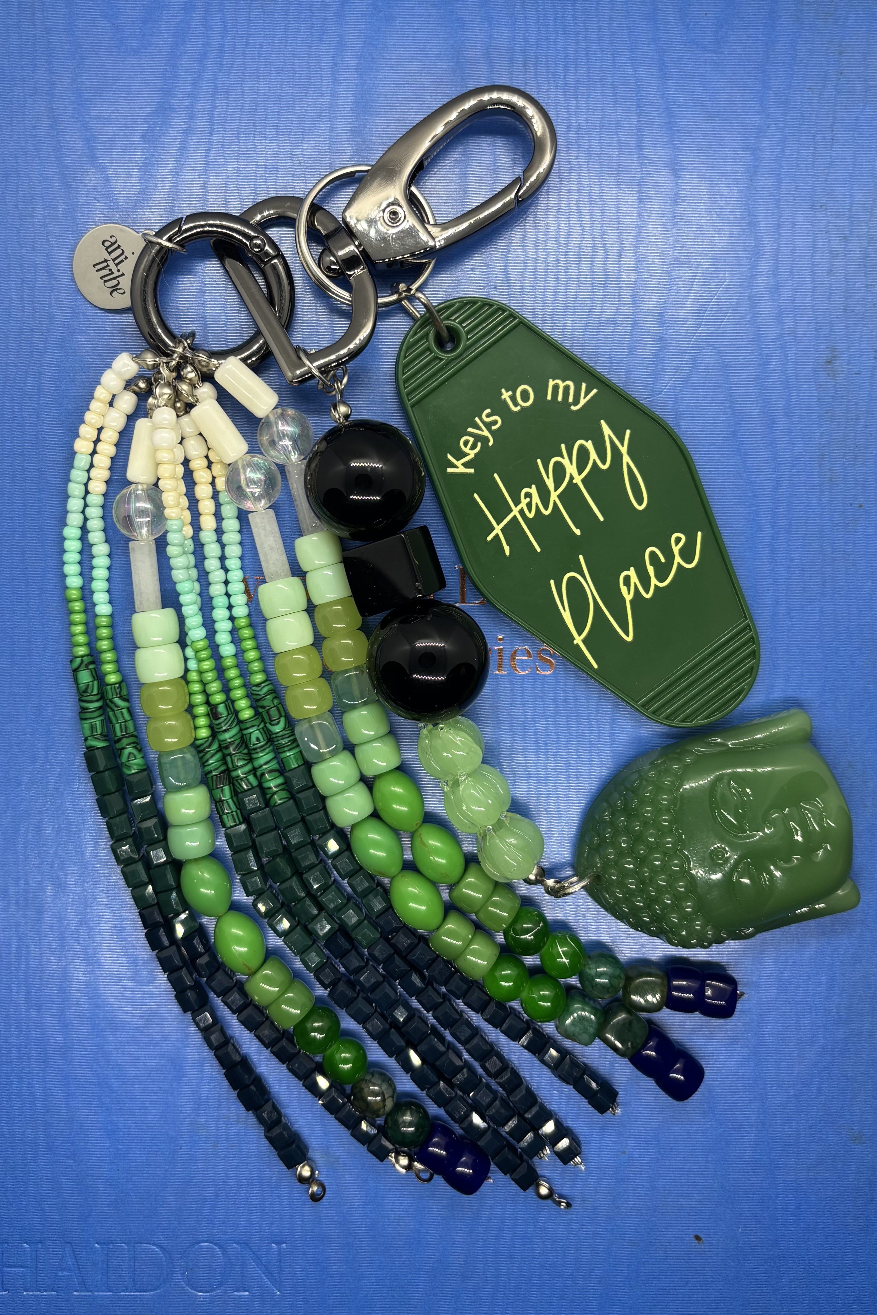 Yeşil Cam Buddha Detaylı Bag Charm