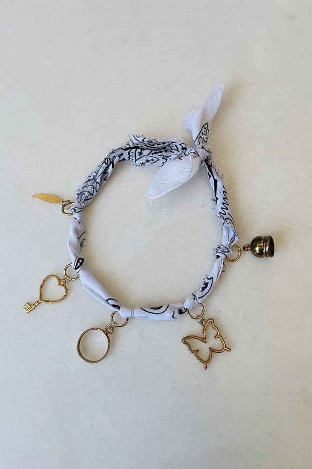 Rc Bandana Charm Kolye 3
