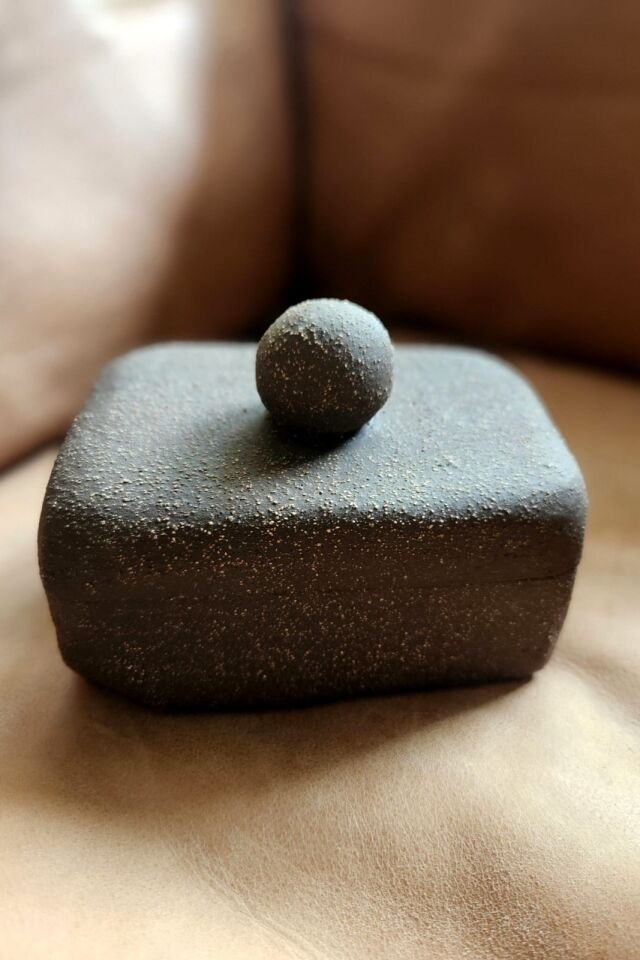 Amorf Kutu